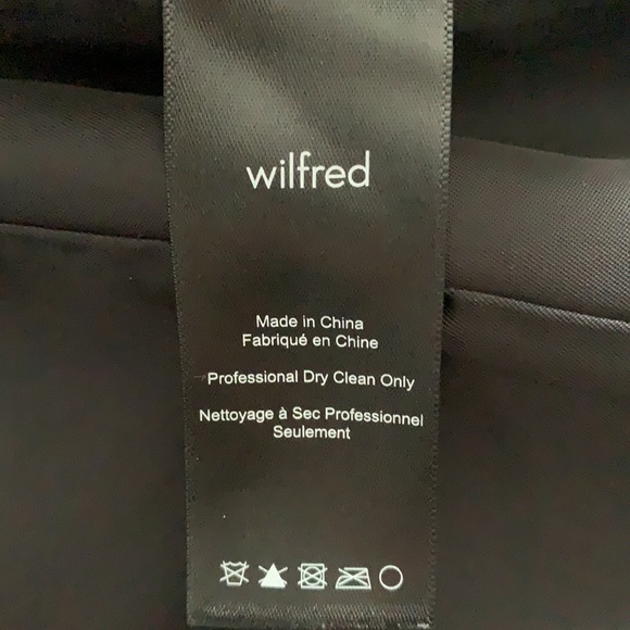 Aritzia Cocoon Coat (dark purple) - Picture 6 of 7